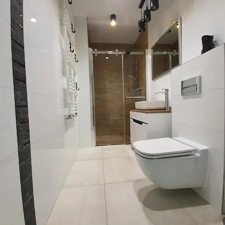 Waryńskiego 3c Skalny Widok